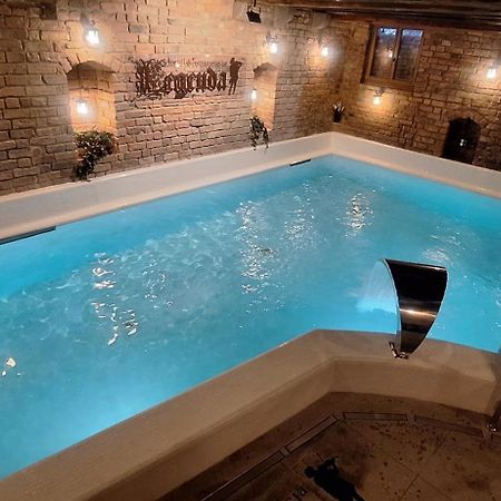 Hotel Legenda Stary Toruń エクステリア 写真
