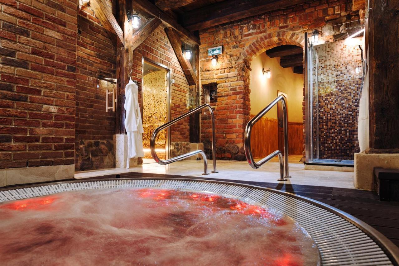 Hotel Legenda Stary Toruń エクステリア 写真