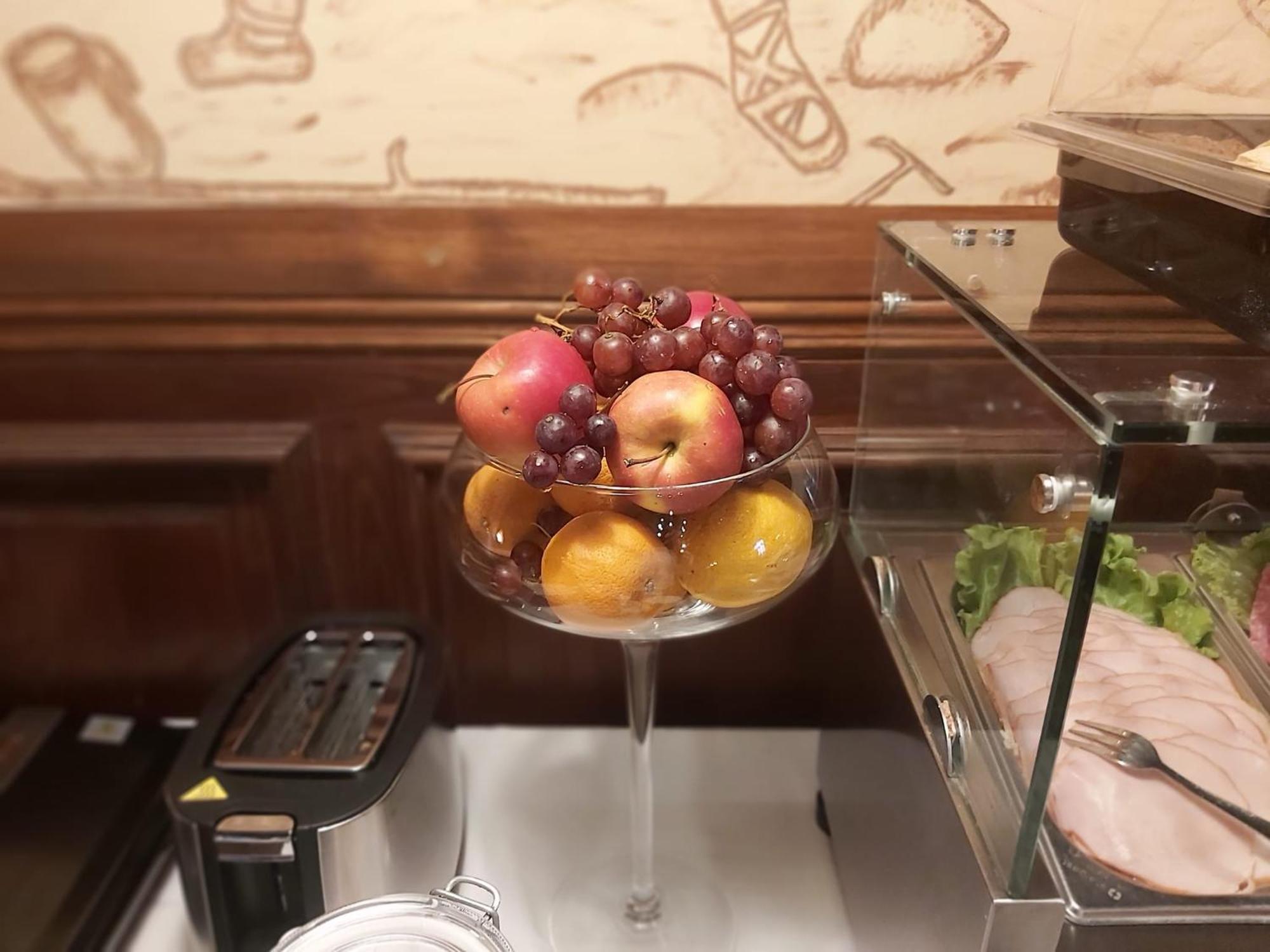 Hotel Legenda Stary Toruń エクステリア 写真