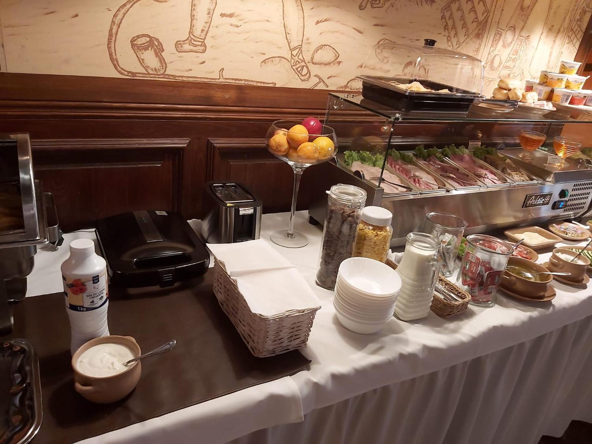 Hotel Legenda Stary Toruń エクステリア 写真
